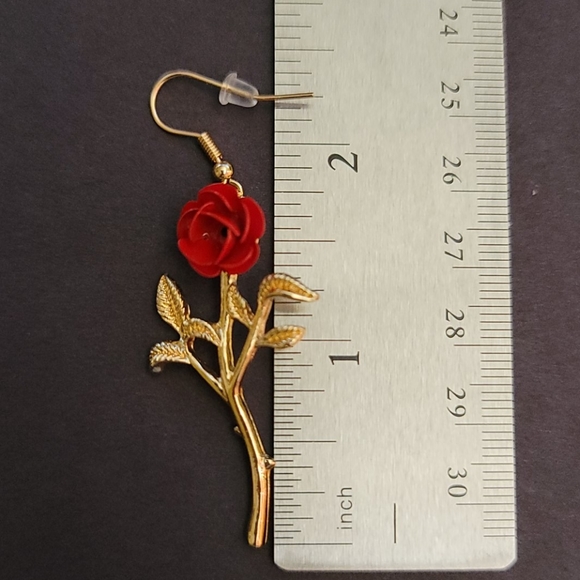 Rose Earrings and Necklace Set - Picture 5 of 6